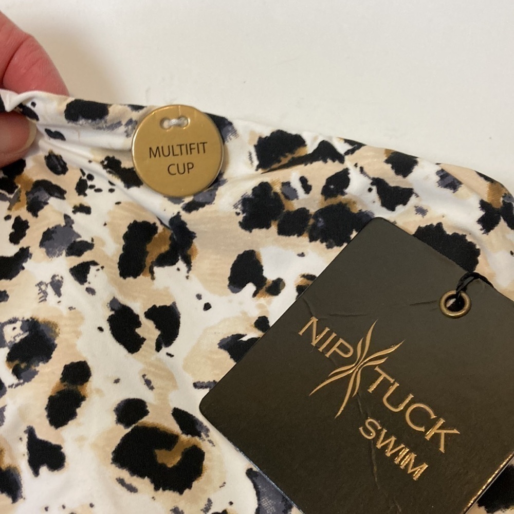 Nip Tuck NWT Rhonda Leopard Animal Print One Shoulder One Piece Swimsuit 10 NEW - Picture 10 of 16